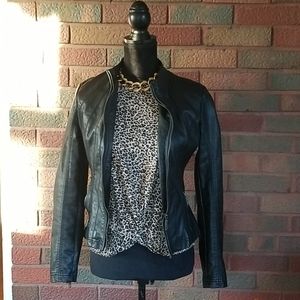 Leopard print short sleeve blouse